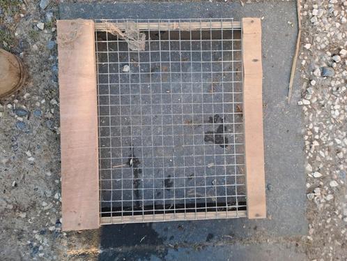 Support pigeons casier., Dieren en Toebehoren, Overige Dieren-accessoires, Zo goed als nieuw, Ophalen of Verzenden