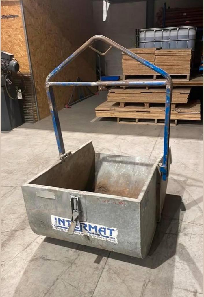 Automatische kipbak / puinbak, Zakelijke goederen, Machines en Bouw | Kranen en Graafmachines, Ophalen