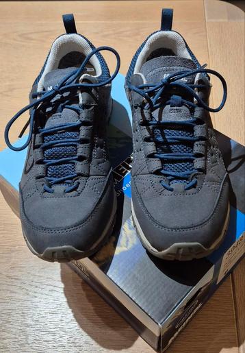 Lage wandelschoenen dames beschikbaar voor biedingen