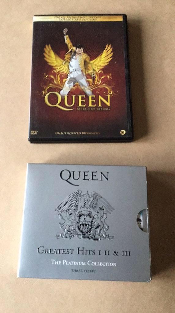 Queen - dvd en cd box., Cd's en Dvd's, Dvd's | Muziek en Concerten, Zo goed als nieuw, Muziek en Concerten, Vanaf 9 jaar, Ophalen of Verzenden