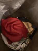 Gratis stofjes om te knutselen, Ophalen, Zo goed als nieuw