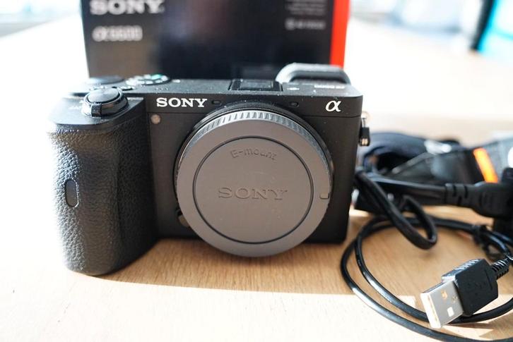 Sony Camera type A6600 | Weinig gebruikt | in nette staat, TV, Hi-fi & Vidéo, Appareils photo numériques, Comme neuf, Compact