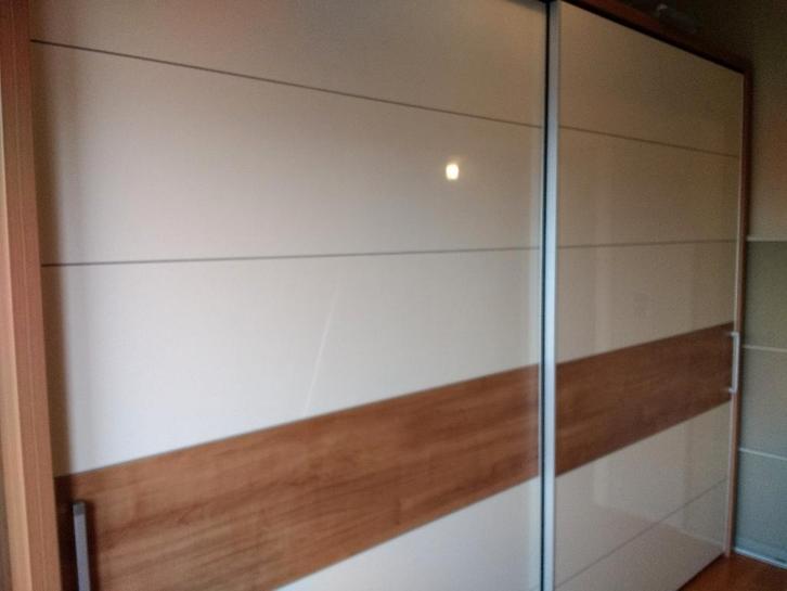 kleerkast, Huis en Inrichting, Kasten | Kleerkasten, Zo goed als nieuw, 150 tot 200 cm, 200 cm of meer, 50 tot 75 cm, Met deur(en)