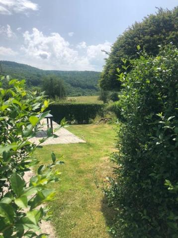 Charmante chalet te midden van natuur en rust – Treignes (Vi beschikbaar voor biedingen