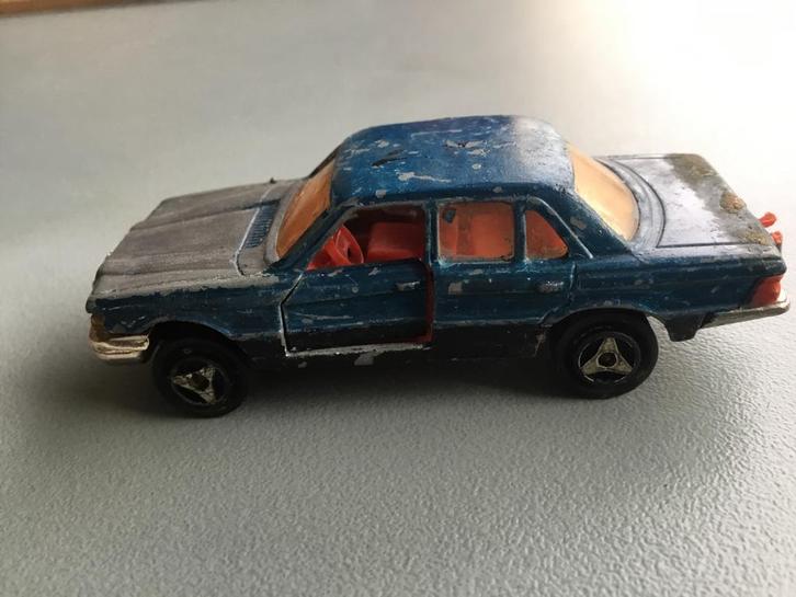 CHEERLEADER MERCEDES 450 SE, Hobby en Vrije tijd, Modelauto's | 1:43, Gebruikt, Auto, Overige merken