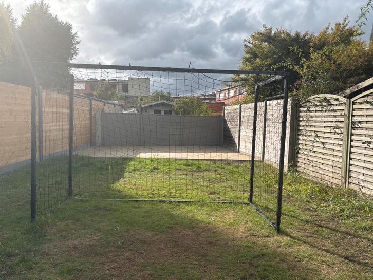 Stevig metalen voetbaldoel 300 cm x 200 cm x 120 cm, Sport en Fitness, Voetbal, Zo goed als nieuw, Ophalen