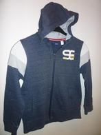 X109.Sweat avec capuche pour garçon de 12 ans.Taille 152, Kinderen en Baby's, Kinderkleding | Maat 152, Ophalen of Verzenden, Zo goed als nieuw