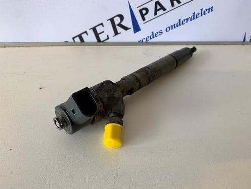 Injecteur (diesel) d'un Mercedes C-Klasse, Autos : Pièces & Accessoires, Systèmes à carburant, Mercedes-Benz, Utilisé, 3 mois de garantie