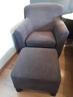 Bruine stoffen zetel + vierkante poef, Huis en Inrichting, Ophalen, Zo goed als nieuw