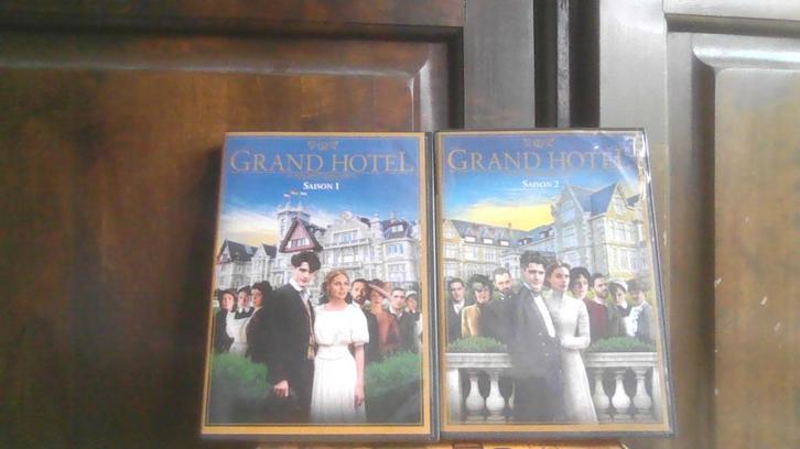 Grand Hotel (Franse versie!), Cd's en Dvd's, Dvd's | Tv en Series, Drama, Boxset, Alle leeftijden, Verzenden