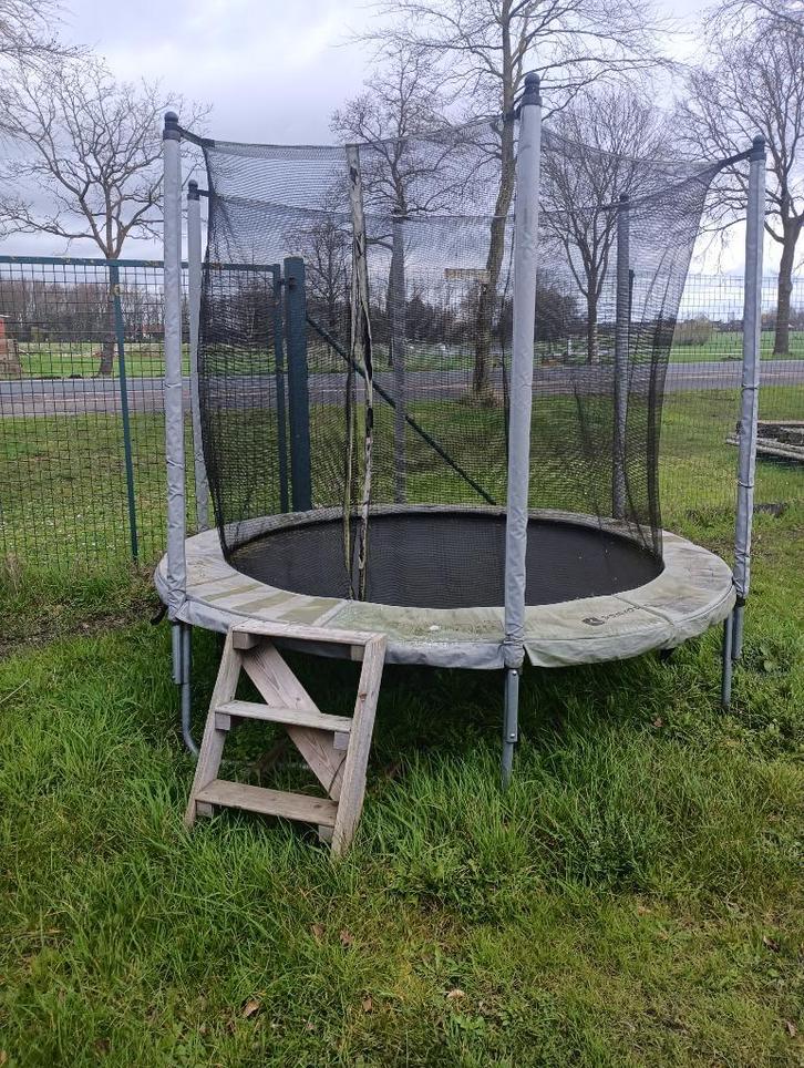 Trampoline domyos essential 240. Met houten trapje., Kinderen en Baby's, Speelgoed |Speelgoedvoertuigen, Gebruikt, Ophalen