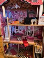 Maison de barbie, Gebruikt, Poppenhuispop