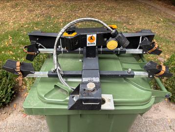 Fietsendrager voor 2 gewone fietsen van Hawk in goede staat beschikbaar voor biedingen