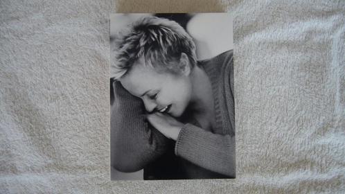 MURIEL ROBIN SE PLIE EN QUATRE, Cd's en Dvd's, Dvd's | Cabaret en Sketches, Zo goed als nieuw, Tv-programma of Sketches, Vanaf 16 jaar