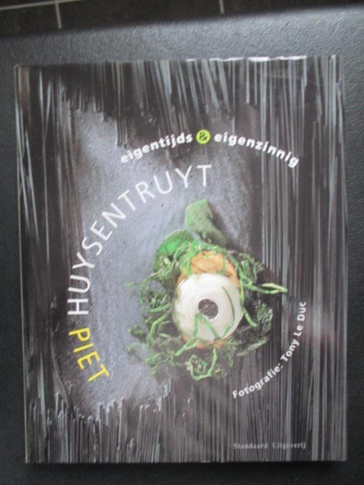 Piet Huysentruyt Eigentijds & eigenzinnig, Boeken, Kookboeken, Zo goed als nieuw, Voorgerechten en Soepen, Hoofdgerechten, Taart, Gebak en Desserts