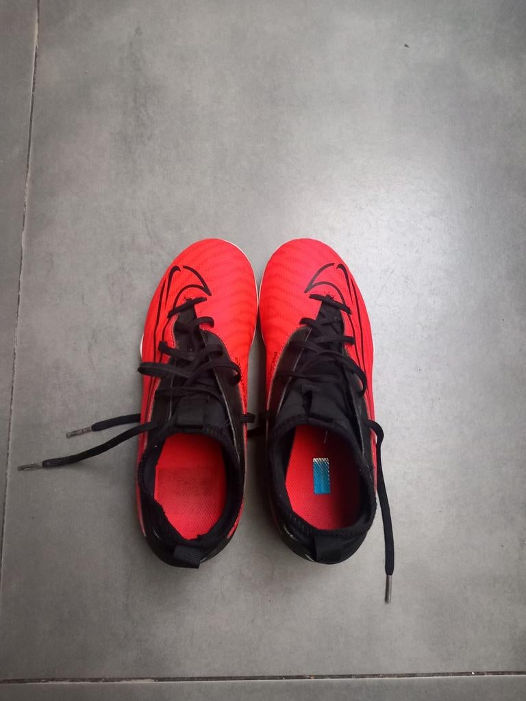 Voetbalschoen Nike, Sport en Fitness, Ophalen