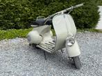 Vespa faro basso 1952, Fietsen en Brommers, Ophalen