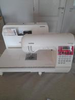 Brother innovis 100 + groot werkblad., Hobby en Vrije tijd, Naaimachines en Toebehoren, Ophalen, Naaimachine, Brother