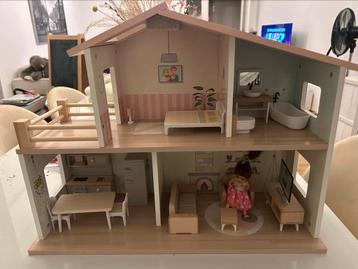Houten popenhuis beschikbaar voor biedingen