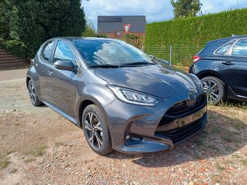 VERKOCHT Toyota Yaris 1.5 Hybride 10j garantie (NIEUW) beschikbaar voor biedingen