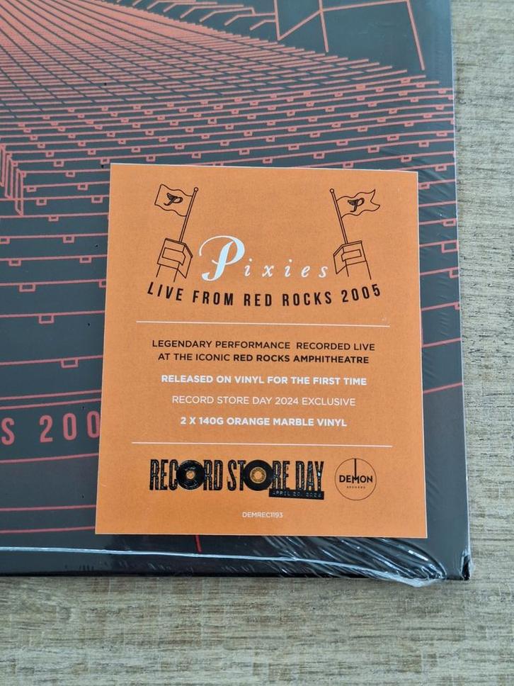 LP vinyle Pixies Live from Red Rocks 2005, CD & DVD, Vinyles | Rock, Neuf, dans son emballage, Enlèvement ou Envoi