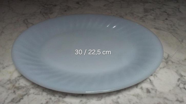 Vintage Fire king serveerschaal, Antiek en Kunst, Antiek | Servies los, Verzenden