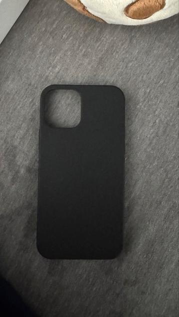 Iphone 12 hoesje beschikbaar voor biedingen