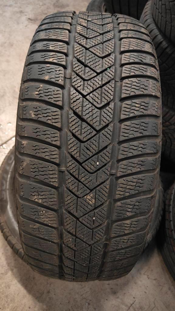245/45r18 Pirelli winterbanden 24545r18, Auto-onderdelen, Besturing, Ophalen