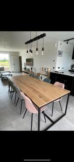 Massieve tafel met stalen onderstel, Huis en Inrichting, Tafels | Eettafels, Ophalen, Gebruikt, 100 tot 150 cm, Alle