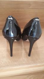 naaldhak Hugo Boss maat 39 (nieuwstaat), Zwart, Ophalen of Verzenden, Zo goed als nieuw, Schoenen met hoge hakken