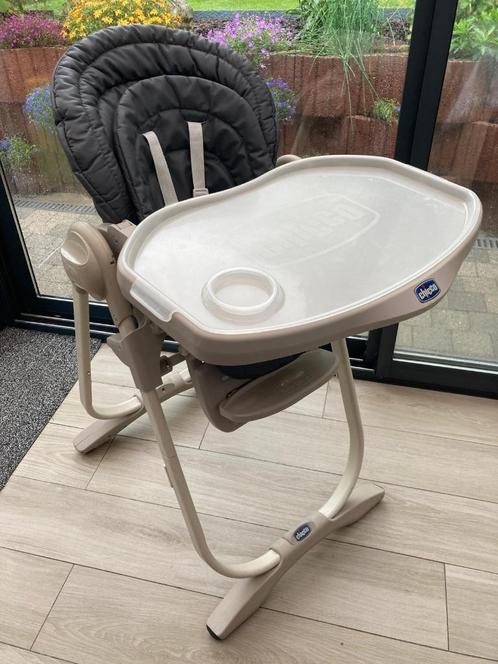 Chicco Polly Magic kindereetstoel + toebehoren, Kinderen en Baby's, Kinderstoelen, Gebruikt, Meegroeistoel, Aanschuifbaar, Afneembaar eetblad