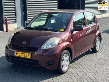 Daihatsu Sirion 2 1.0-12V Premium, Airco, NAP beschikbaar voor biedingen