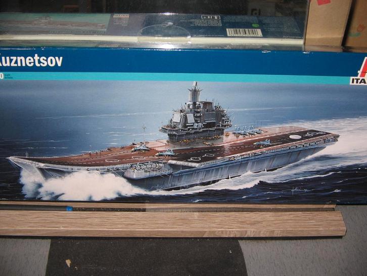 diverse bouwdozen van vliegdekschepen, Hobby & Loisirs créatifs, Modélisme | Bateaux & Navires, Neuf, Italeri, Enlèvement ou Envoi