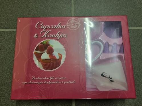 Hema splinternieuwe cupcakes & koekjes cadeauset (nieuw!), Hobby & Loisirs créatifs, Confection de Gâteaux & Cupcakes, Comme neuf