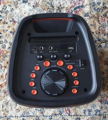 Enceinte lumineuse Bluetooth sur batterie 20W beschikbaar voor biedingen