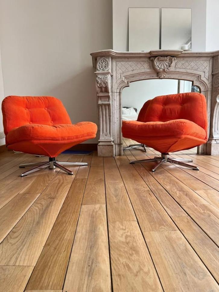 2x DYVLINGE Draai relax fauteuil, Kelinge oranje, Huis en Inrichting, Zetels | Zetels en Chaises Longues, Zo goed als nieuw, Eenpersoons
