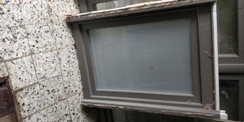 Raam, Doe-het-zelf en Bouw, Glas en Ramen, Gebruikt, Gevelraam of Ruit, 80 tot 120 cm, Minder dan 80 cm, Dubbelglas, Ophalen