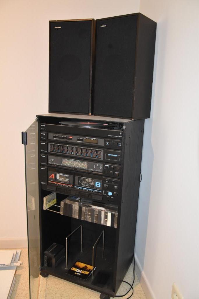 Stereoketen in kast, Philips, Muziek en Instrumenten, Overige Muziek en Instrumenten, Zo goed als nieuw, Ophalen