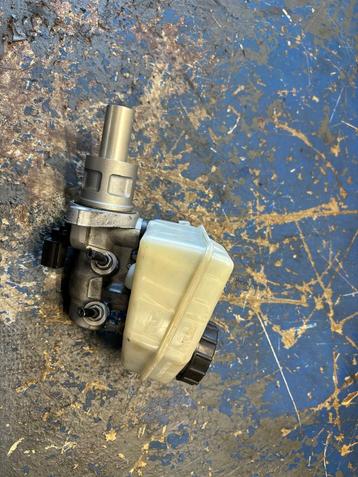 Volkswagen Polo (6R) Hoofdremcilinder 03350890632 beschikbaar voor biedingen