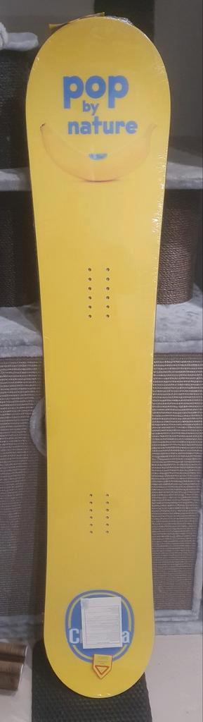 Planche de snowboard BANANE CHIQUITA, Sports & Fitness, Snowboard, Neuf, Planche, Enlèvement
