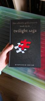 Het officiële geïllustreerde boek bij de Twilight Saga, Ophalen of Verzenden, Zo goed als nieuw