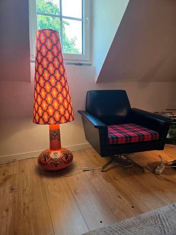 Vintage retro lamp met orange lampenkap keramische voet, Enlèvement, Comme neuf