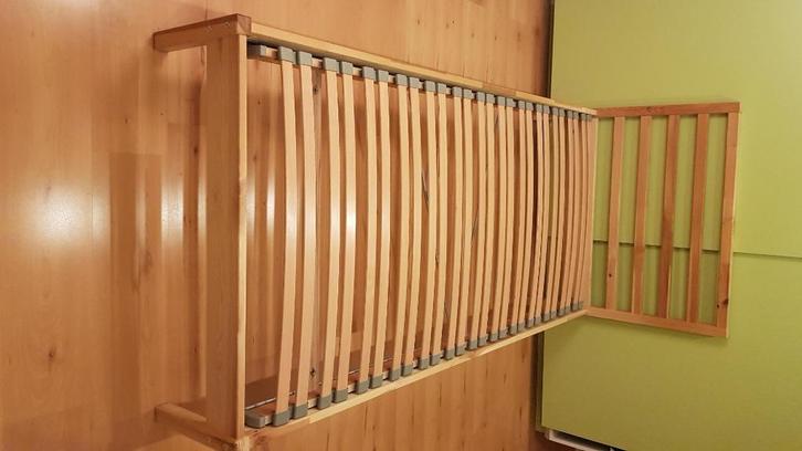 ️ Lit 1 personne IKEA en pin + sommier à lattes de qualité, Kinderen en Baby's, Kinderkamer | Bedden, Zo goed als nieuw, 180 cm of meer