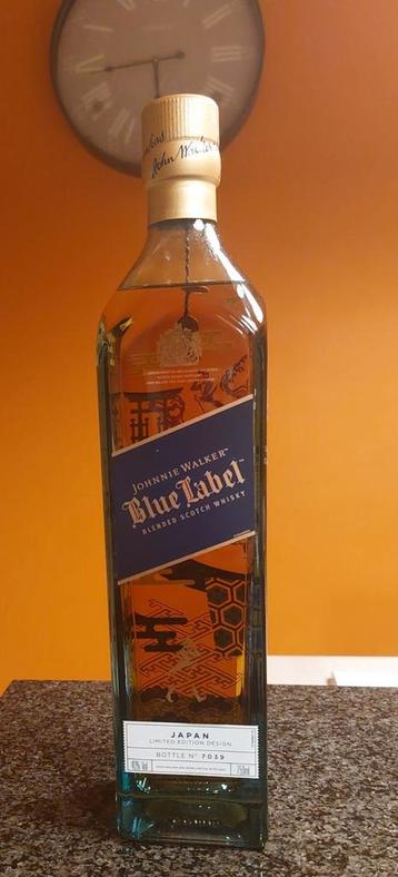 johny walker blue label travel whiskey limited edition beschikbaar voor biedingen
