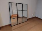 Zwarte metalen spiegel, vintage of industriële stijl, Huis en Inrichting, Woonaccessoires | Spiegels, Ophalen, Zo goed als nieuw