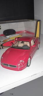 Maserati 3200 GT, Hobby & Loisirs créatifs, Voitures miniatures | 1:18, Comme neuf, Burago, Enlèvement ou Envoi