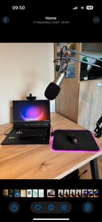 Gaminglaptop + camera + micro + lichtgevende muismat, Ophalen of Verzenden, Zo goed als nieuw, HDD