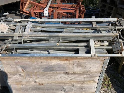 Bouwmaterialen, Diensten en Vakmensen, Aannemers
