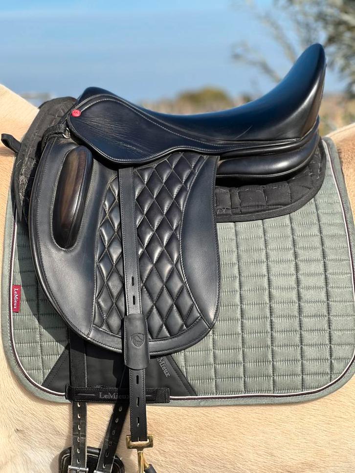 Edix Yasir 19”, Dieren en Toebehoren, Paarden en Pony's | Zadels, Zo goed als nieuw, Ophalen