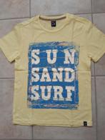 717 - gele T-shirt Sun Sand Surf (9 - 10 jaar), Comme neuf, Sevenoneseven, Chemise ou À manches longues, Garçon